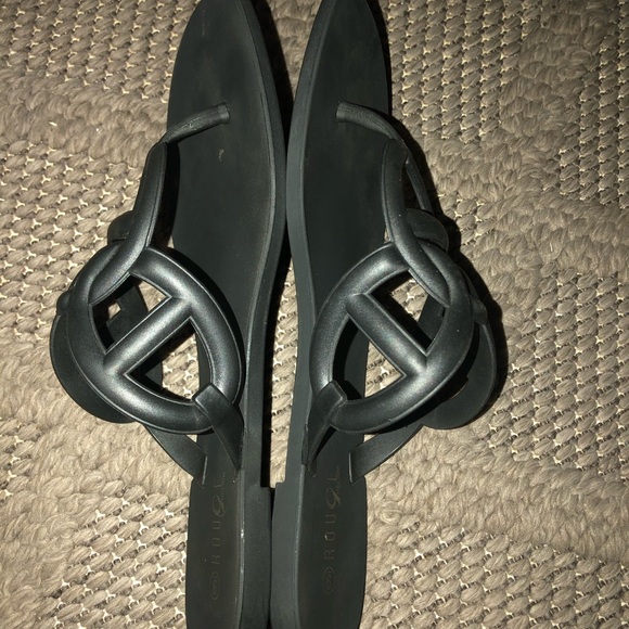 Rouge Helium Rubber Sandals (Name brand Inspired Egerie  Her més) - Picture 6 of 8